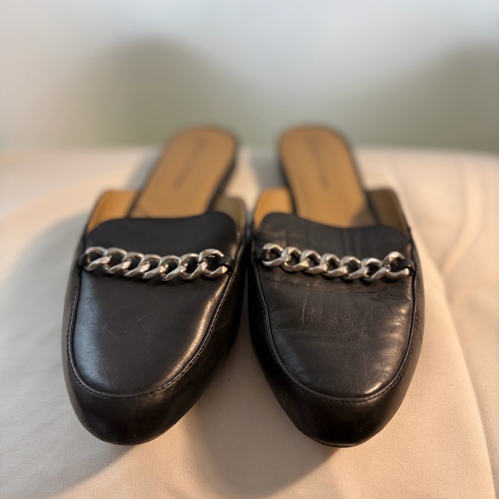 Adrienne Vittadini Black Loafers with Silver Chain